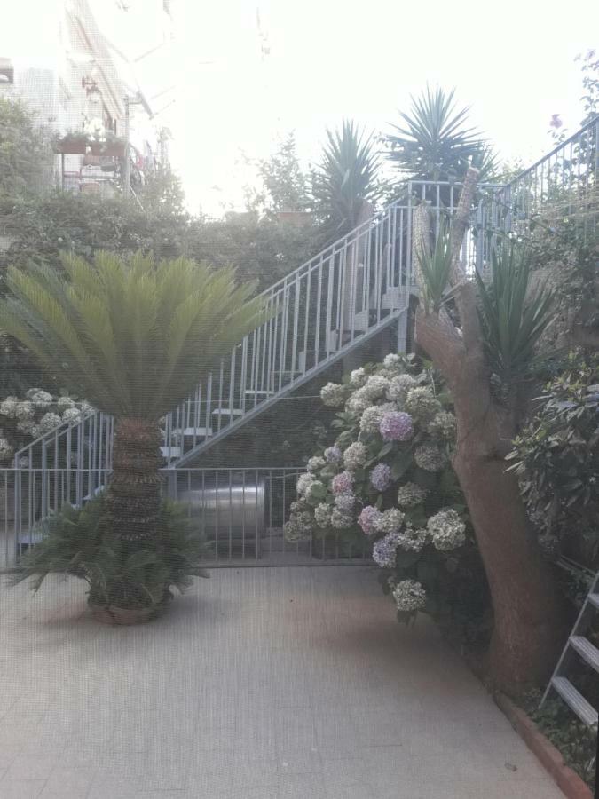 il cortile Villa Ravello Esterno foto